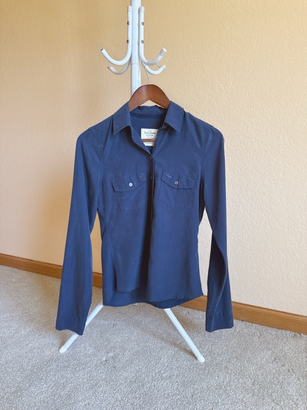 Abercrombie & Fitch Navy Blue Button-Front Shirt Size S